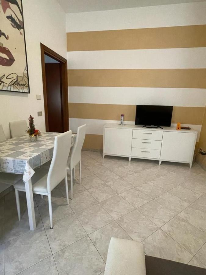 Marilyn House Apartamento Desenzano del Garda Exterior foto